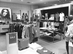 百貨零售業(yè) 穿越周期，期待逆勢揚(yáng)帆